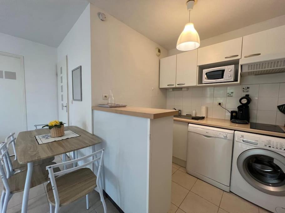 T2 Calme Et Paisible Parking Apartment Carcassonne Luaran gambar
