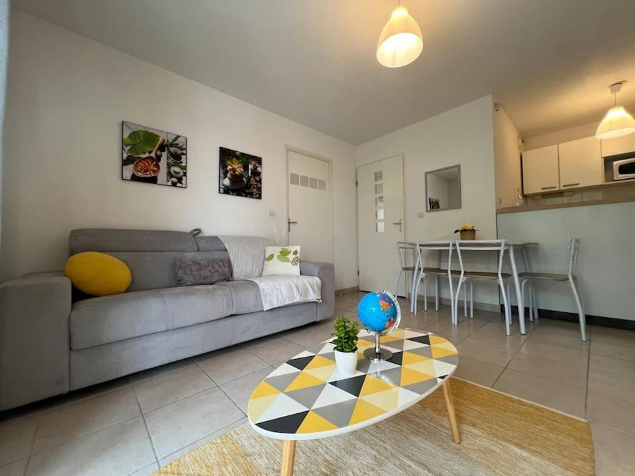 T2 Calme Et Paisible Parking Apartment Carcassonne Luaran gambar