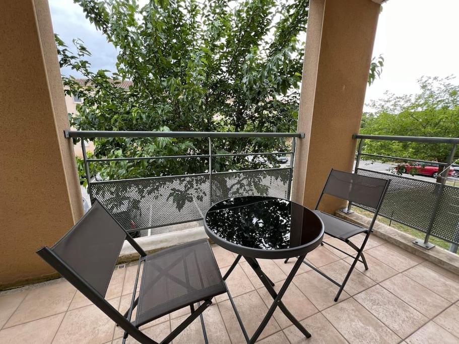 T2 Calme Et Paisible Parking Apartment Carcassonne Luaran gambar
